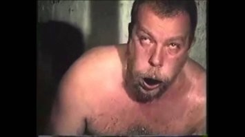 В Якутии разморозили тушу древнего шерстистого носорога