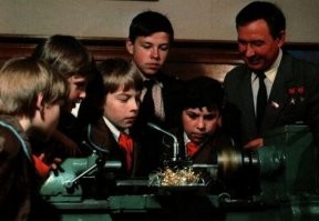 А это постановка, ибо никакой техники безопасности!