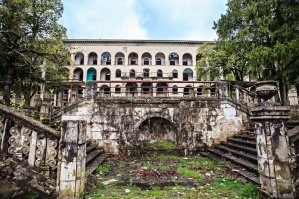 "там живут лучше чем в России"