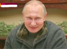 Деми Мур перестаралась с пластикой и изуродовала лицо