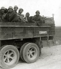 Может не в тему-итальянцы в Сталино (Донецк).