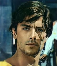 Сильное сходство с Джаредом Лето