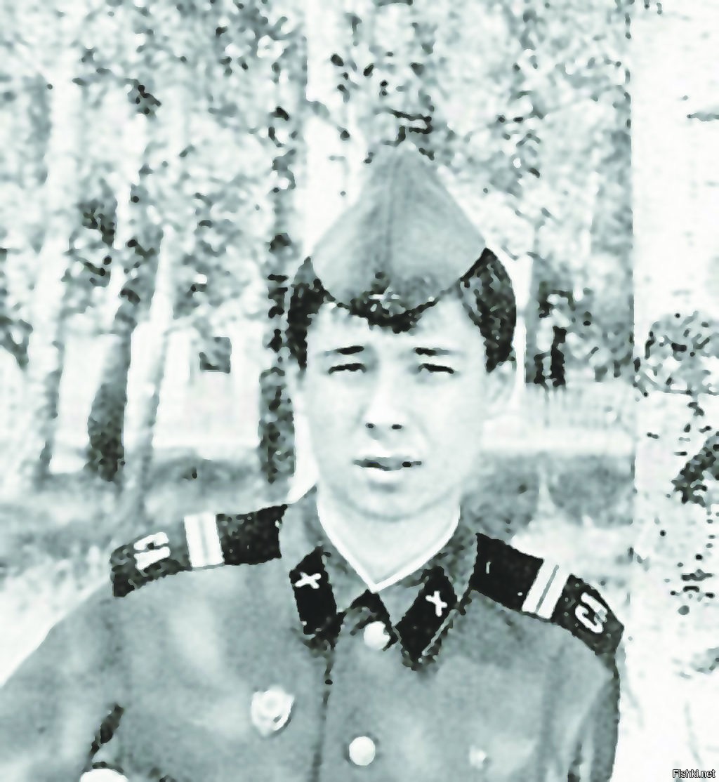 Сергей зверев в армии фото