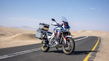 Ну тут уж как говорится каждому своё) На вкус и цвет все фломастеры разные))) Да R1200RS прекрасный мот. Но я крайние года три люблю съезжать на бездорожье, а скорость уже надоела. Долго привыкал после спорт туриста к Varadero) Не тот разгон, не тот крейсер)))  На спорт туристе 200 это комфортная скорость, на Varadero же это почти предел... Да и уже не нравится мне этот режим) моя скорость это 150-170 и длинные маршруты. А если уж и хочется прям скорости, беру у знакомой прокатиться R1, одной получасовой поездки вполне хватает, чтобы ещё месяц этого не хотеть))) А вообще, сейчас смотрю на новую Африку, мощная, большая, при всём этом - лёгкая! Создан для кругосветок. Но ценник.... очень завышен... Так что пока просто смотрю)))