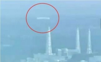 НЛО в Фукусиме над аварийной АЭС.