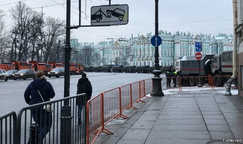 в Питере тоже власть очкует