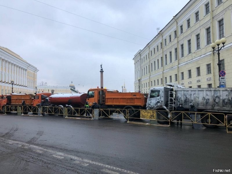 в Питере тоже власть очкует