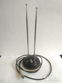 Про антенну забыли!Ею надо было ловить сигнал!!!