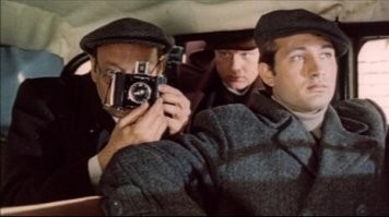 Как сложилась судьба девочки, которую пытался убаюкать Шурик в комедии Гайдая