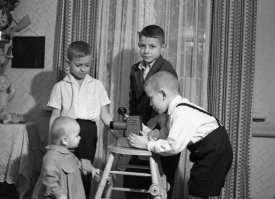 и никакого интернета и планшетов...