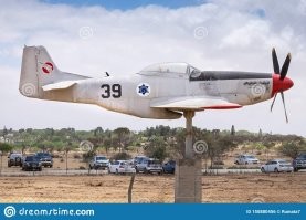 Вася, ты че серьезно про советское оружие и хлеб от СССР? Мир не без "добрых" людей)