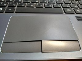 Ну так, навскидочку. 
Думаю что у НР тоже акум в районе тачпада есть модели