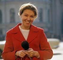 Хотелось бы еще вспомнить симпатичную и милую ведущую передачи "Здоровье", Юлию Белянчикову.