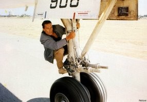 Кино насмотрелся?