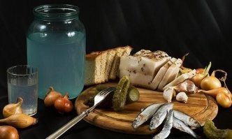 Деревенская баня и первачок! Кайф!