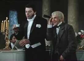 Поддерживаю!!! Достали все с политикой и грызней! Всех кто не согласен 
" - Попрошу выйти в сад!
  - Вы будете там петь?
  - Нет, вы будете там слушать!"