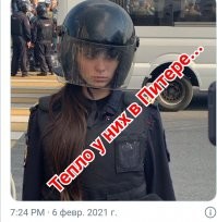 Питер в оцеплении: а Невский проспект горожане переходили по льду 