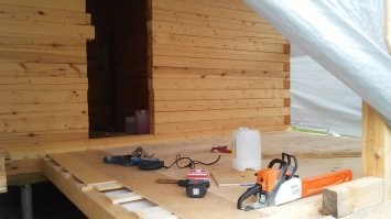 Вот потому я и строю дом своими силами, а не привлекаю наемников, хоть деньги на них и есть)