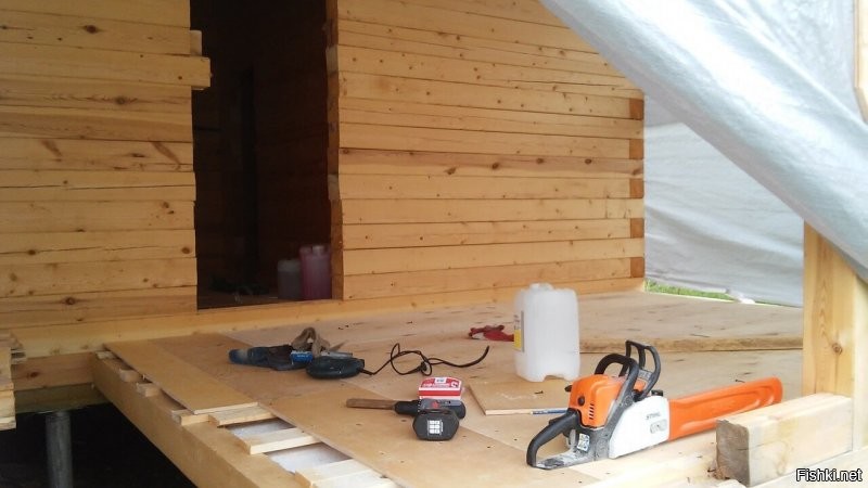 Вот потому я и строю дом своими силами, а не привлекаю наемников, хоть деньги на них и есть)