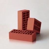 Разрешите поинтересоаться, с целью повышения образованности. Я в стройке не шарю, но наверняка на фишках полно специалистов, но те не менее, на мой взгляд какой-то странный кирпич, тонкие очень стенки, и большие полости внутри. и стенка кладется всего в пол кирпича. Не уверен, что такая стенка может нести нагрузку нормально и будет надежна. У нас я тоже видел пустотелый кирпич, но блин в нем кирпича побольше, чем в этом на фото