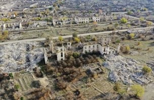 ну не только у нас такое
агдам после армянкой оккупации, а места-то когда-то были благодатные