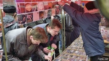 Где ж вы были? Новый альбом Наутилуса вышел - «Яблокитай» называется. Разобрали...