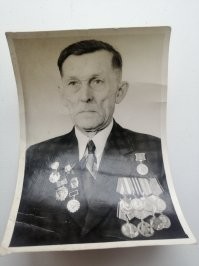 Знал, что Алексей Макарович воевал, но что столько наград...
Мой дед. К сожалению уже покойный.