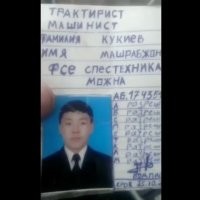 Неудачный разворот на фуре, или как умирают дорожные знаки