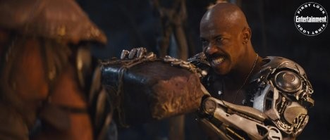 Столько лет прошло, а до сих пор одна из самых лучших экранизаций игр! Кстати сейчас новый фильм снимают.