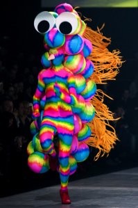 Намешалось, скрины из соцсетей