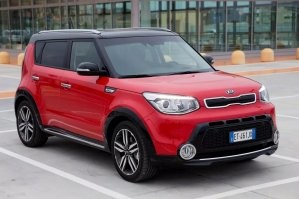 Жене в 2018м купил Kia Soul
Теперь, когда по каким-то причинам мне нужно взять её машину - говорю ей таинственным голосом Шан-Цунга: Your soul is mine!