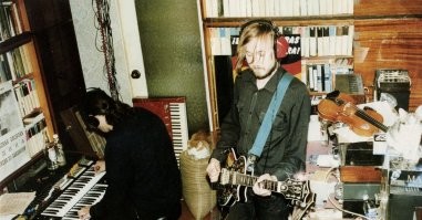 30 знаменитостей, которые известны любовью к кошкам