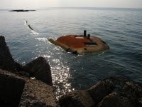 Там от настоящей почти  ни чего нет. Корпус давно згнил в Балтийском море..
Вот настоящая Аврора