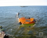 Там от настоящей почти  ни чего нет. Корпус давно згнил в Балтийском море..
Вот настоящая Аврора