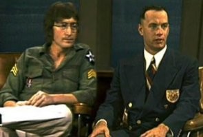 Неизвестный парень сфотографировался с десятками голливудских звезд