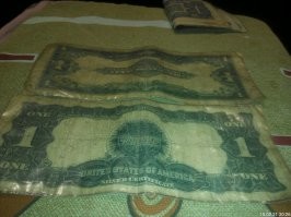 Есть парочка баксов: 1899 и 1923. Больше современных, как минимум раза в 1,5.