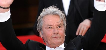 Как выглядят знаменитые пары из сериалов спустя десятилетия