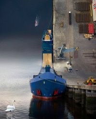 По ходу это из фильма, где у мужика плохо росла кукуруза )