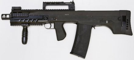 Штурмовой автомат АШ-12, являющийся центральным элементом штурмового автоматного комплекса ШАК-12, был разработан в ЦКИБ СОО (подразделении Тульского КБ Приборостроения   КБП) по заказу ФСБ России. Автомат был принят на вооружение спецподразделений ФСБ в 2011 году в составе комплекса, который также включает в себя несколько типов патронов 12.7х55мм



не благодарите. Brandon Herrera на его канале я то же эту инфу скинул.