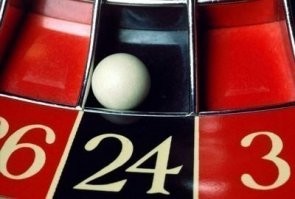 Массовый угон нескольких автомобилей за считанные минуты из дилерского центра в Иллинойсе