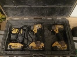 В этот раз хрень какая-то.
Вот реальное везение за 23 евро.
P.S. все аккомы рабочие!