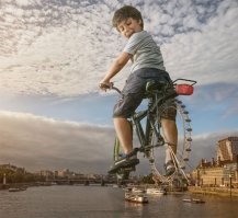 60 потрясающих фотоманипуляций, которые размывают границу между явью и вымыслом