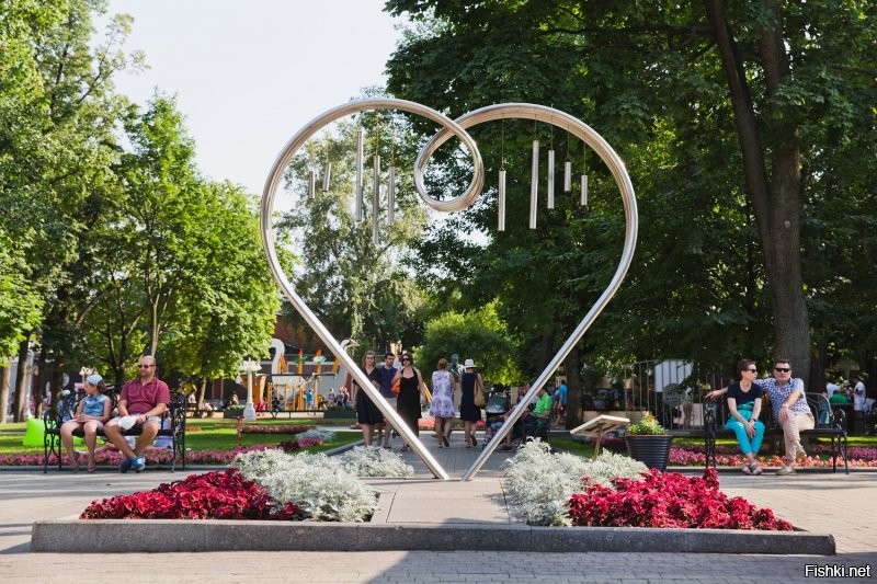 Памятник влюбленным у нас в Москве