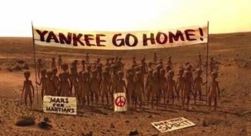 Американский ровер успешно приземлился на Марсе и прислал первые снимки