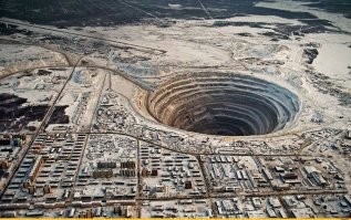 Эти кадры напомнят вам о том, что мы песчинки в пределах собственной планеты