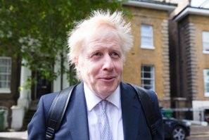 А может им так нравится.