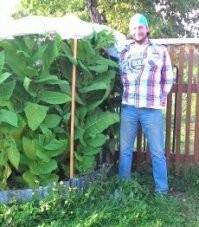 а че странного, смотрю на себя в  призывном, и щас..это звездец, букет костей, против щас доброты и радости под сотку)