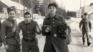 С лева на право: Стас Михайлов, Гарик Мартиросян и Сосо Павлиашвили.