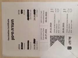 Вот только в Израиле прививают Пфайзером,имеющим массу побочных свойств и действующим только пол года,за то отказывающихся прививаться шантажируют тем что не позволят им жить обычной жизнью,посещать те же пабы,кафе и рестораны,не пустят в торговые центры и на развлекательные мероприятия,не говоря о вылете куда либо,просто без прививочного паспорта не пустят в самолёт...