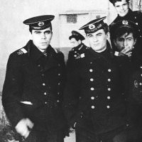 Сигала в армию загребли?